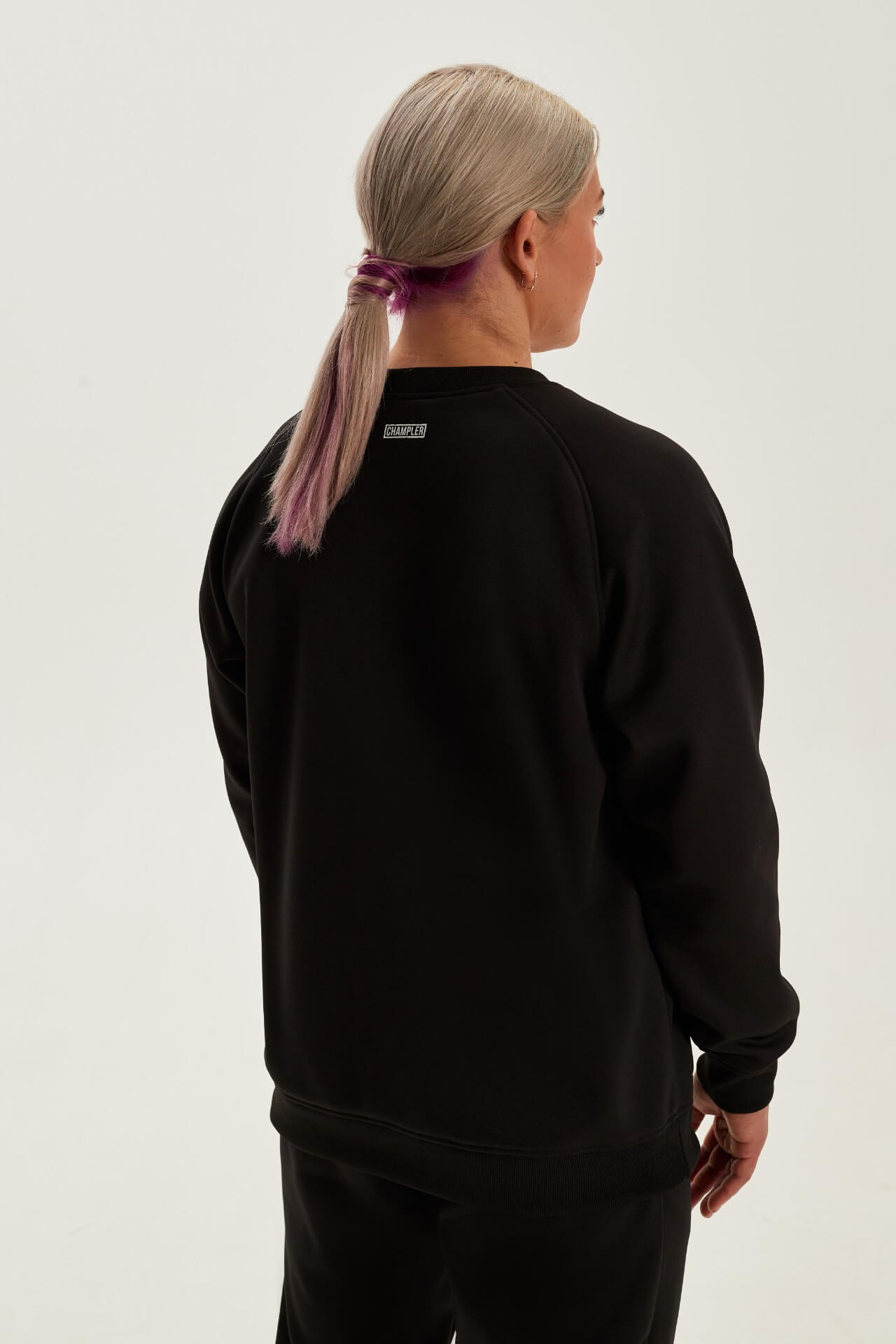 Свитшот утепленный женский CHAMP Sweatshirt Черный