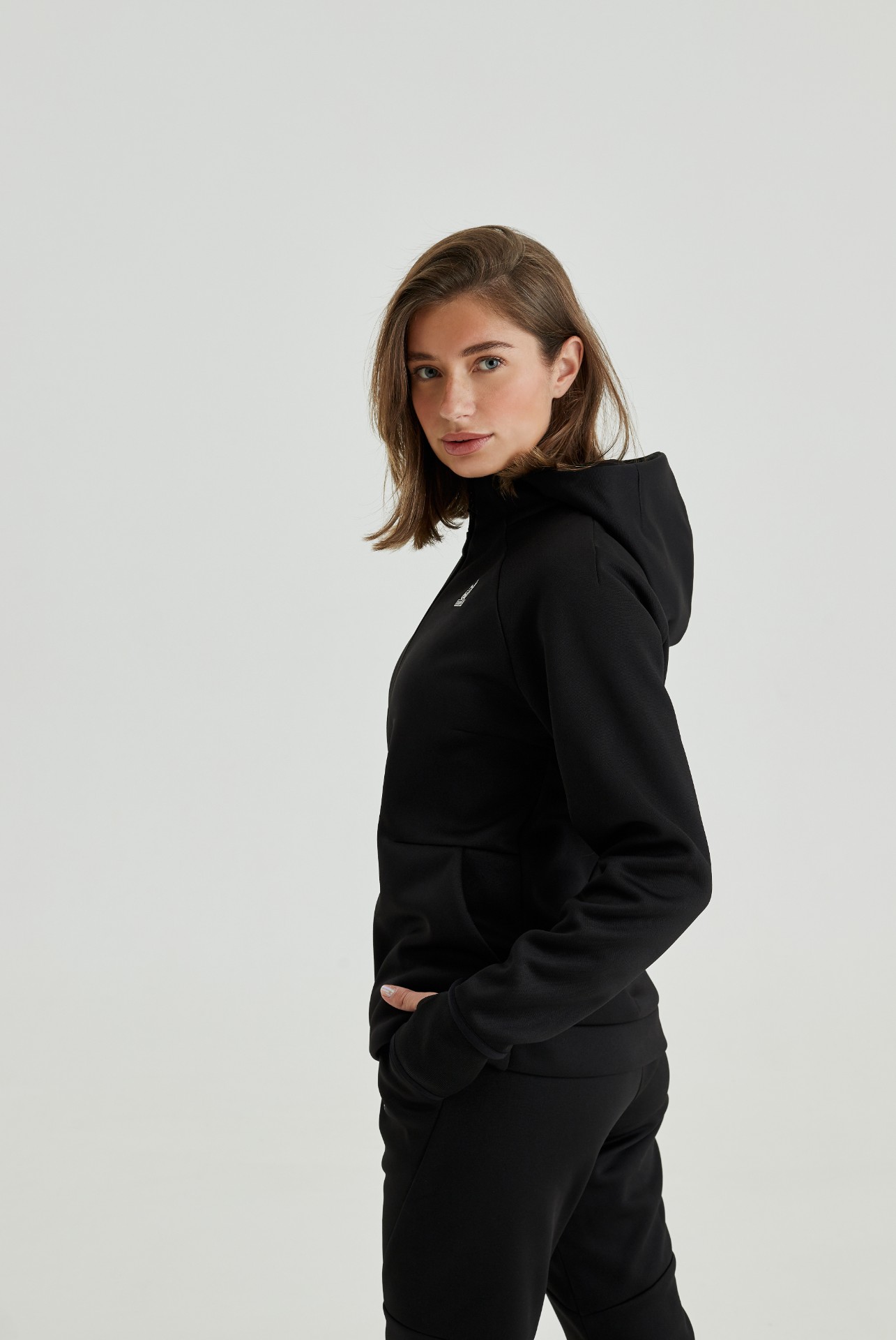Кофта утепленная женская с капюшоном CHAMP Hoodie Черная